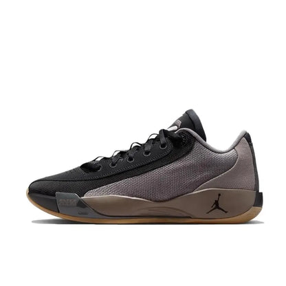 Nike Jordan Luka.77 Retro Soft Low-Top Outdoor Sportschoenen met ondersteuning en ademend vermogen voor heren, zwart/grijs HF0819-200