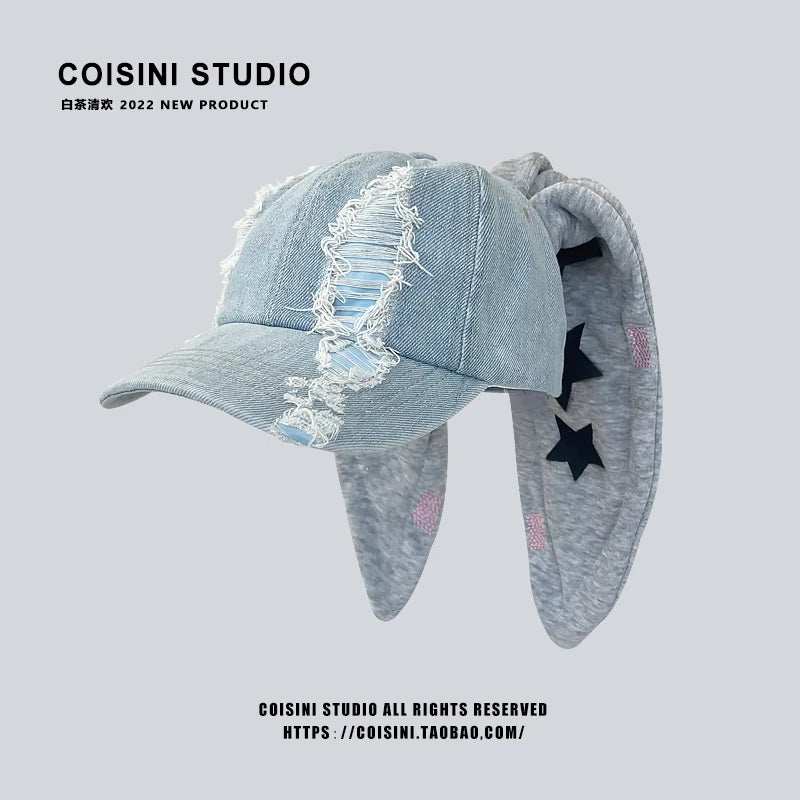 Niche Y2k Baseballkappe mit Hasenohren aus zerrissenem Denim für Damen und Herren, dunkles Design, Metallring, Street-Trend, verstellbare Sportkappe