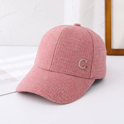 Baseballkappe mit Metall-M-Aufnäher, schwarz, elegante Herrenkappe, leichte, verstellbare Sonnenkappe für Damen