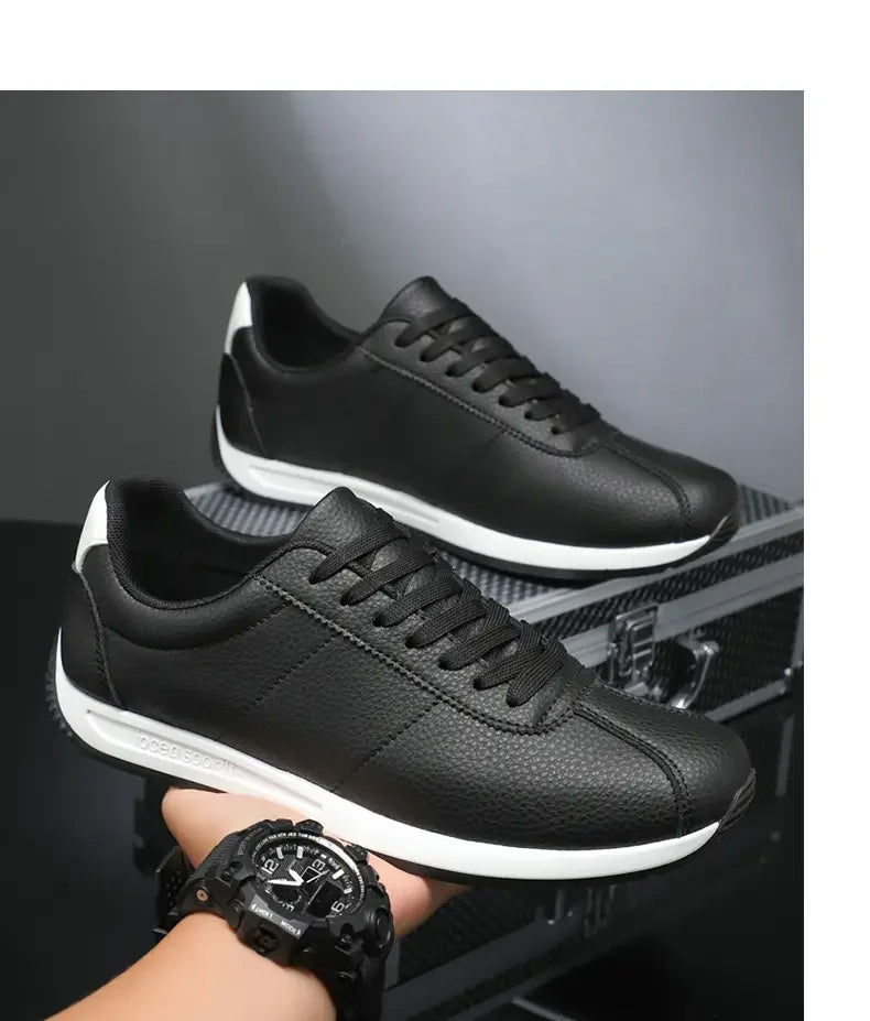 Zapatillas deportivas de cuero PU para tiempo libre, running, verano, moda, antideslizantes, montañismo, tenis, tendencia, superventas, para hombre, blancas, planas