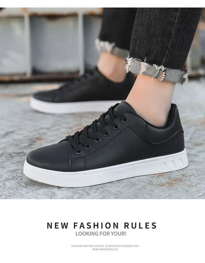 2026 Men's Shoes New Style Four Seasons Fashionable Versatile Soft Bottom White Casual Shoes Breathable Summer Zapatillas Hombre