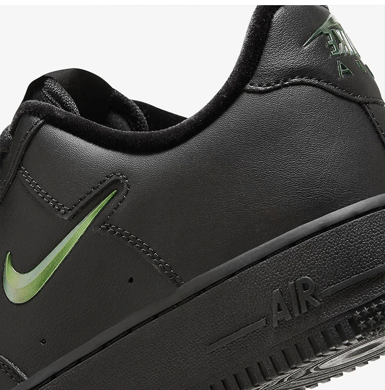 Nikein alkuperäiset Air Force 1 Low -naisten vapaa-ajan lenkkarit FB8251-001