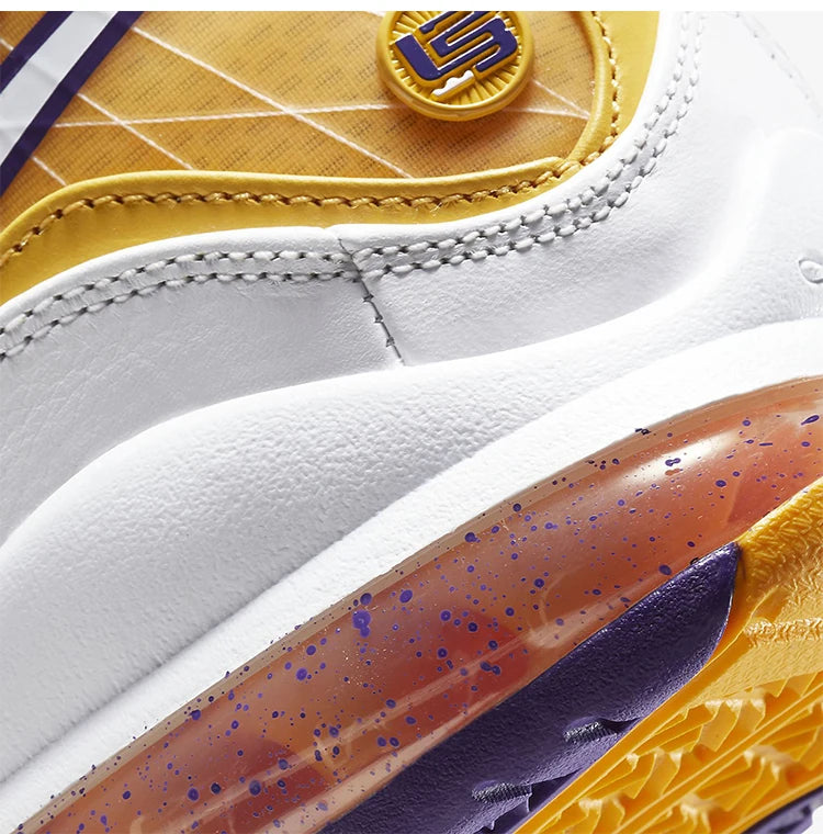 Nike Authentic Lebron 7 LBJ7 James Men's On-Court Sports Basketball Shoes CW2300-500