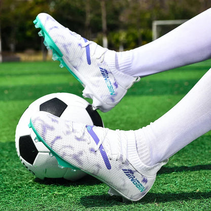 Miesten jalkapallokengät, ammattilaisjalkapallokengät, futsal-kengät, naisten ja miesten yhteiskäyttöön tarkoitetut ultrakevyet, korkealaatuiset TF/FG-lenkkarit