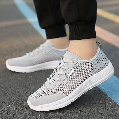 Men Soft Sport Shoes Breathable Fashion Mesh Running Shoes Comfortable Man High Quality Outdoor Lightweight Sneakers for Men