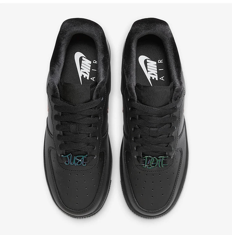 Nikein alkuperäiset Air Force 1 Low -naisten vapaa-ajan lenkkarit FB8251-001