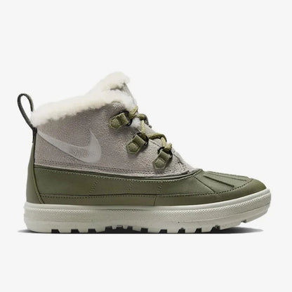 Nike Authentic WOODSIDE CHUKKA 2 Pantofi casual pentru femei, căptușiți cu fleece 537345-200