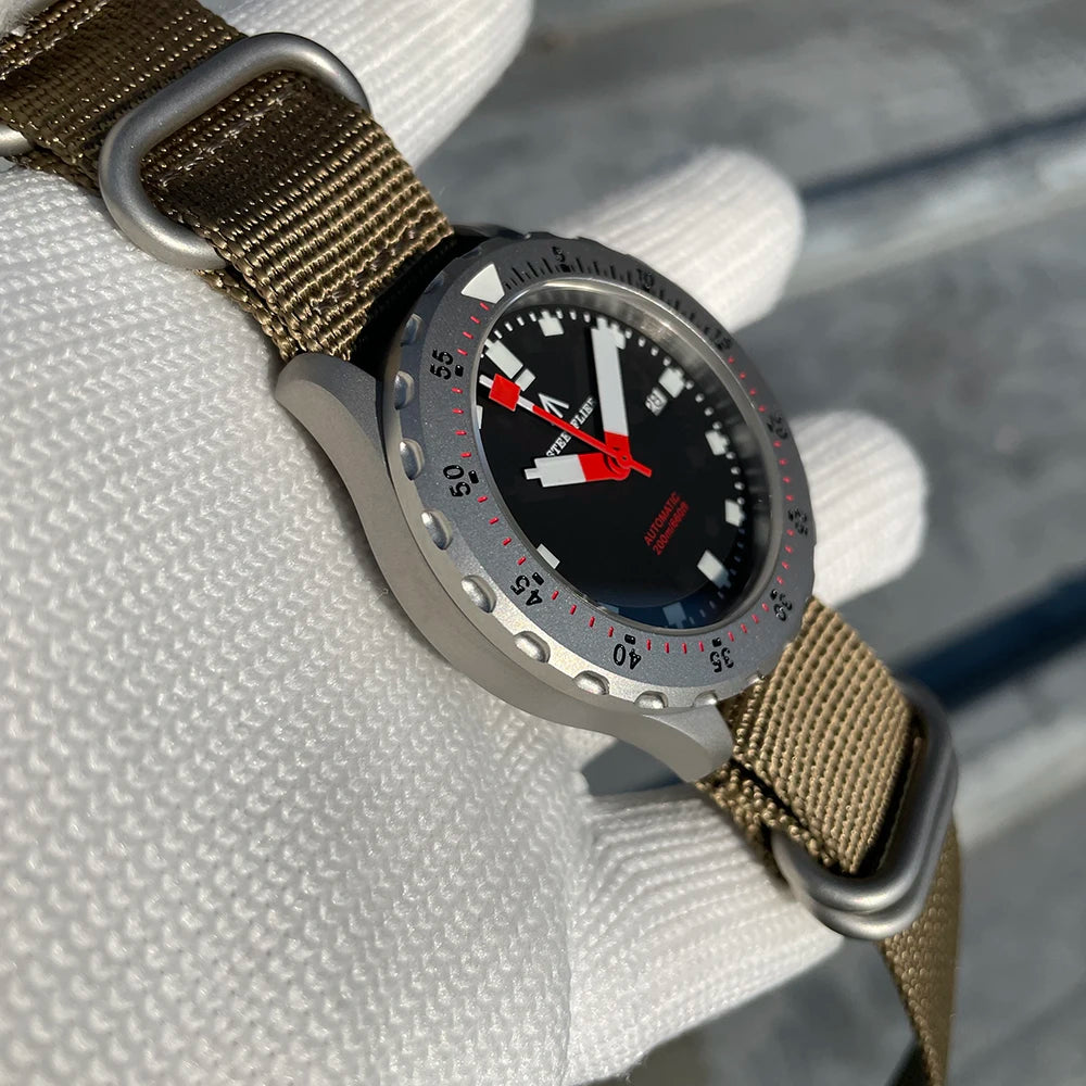 STEELFLIER Official SF752 Fashion Mechanical Wristwatch NH35 Movement Super BGW9 Luminous 20Bar Waterproof Luxury Dive Watches