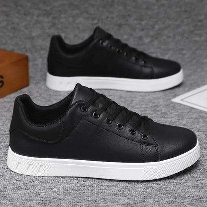 2026 Men's Shoes New Style Four Seasons Fashionable Versatile Soft Bottom White Casual Shoes Breathable Summer Zapatillas Hombre
