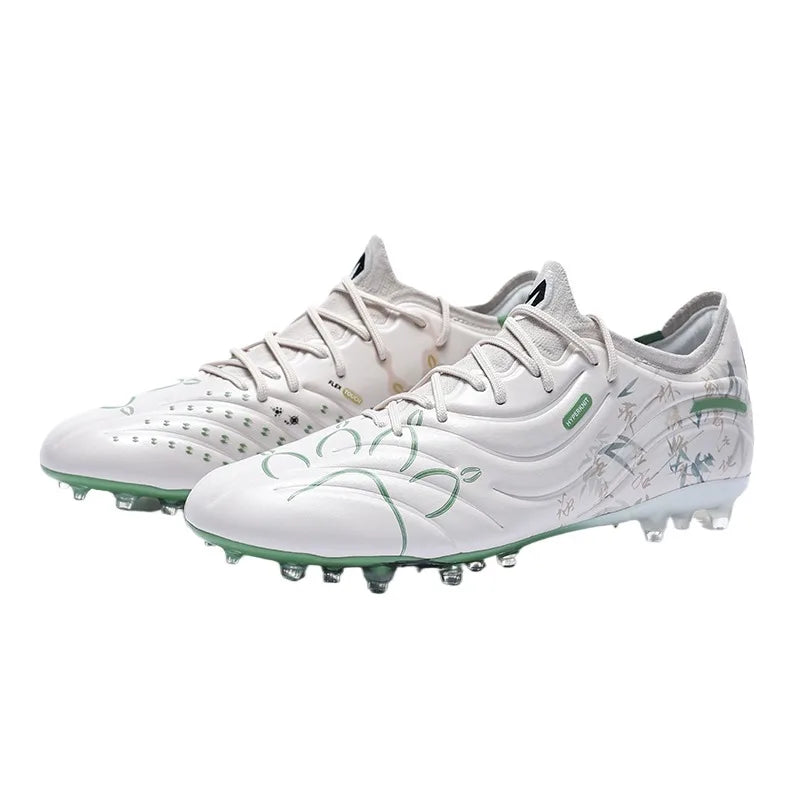 Kelme miesten jalkapallokengät aikuisille, Mg Short Spikes, tekonurmiharjoitteluun tarkoitetut jalkapallokengät, erittäin kevyet, liukumattomat jalkapallokengät