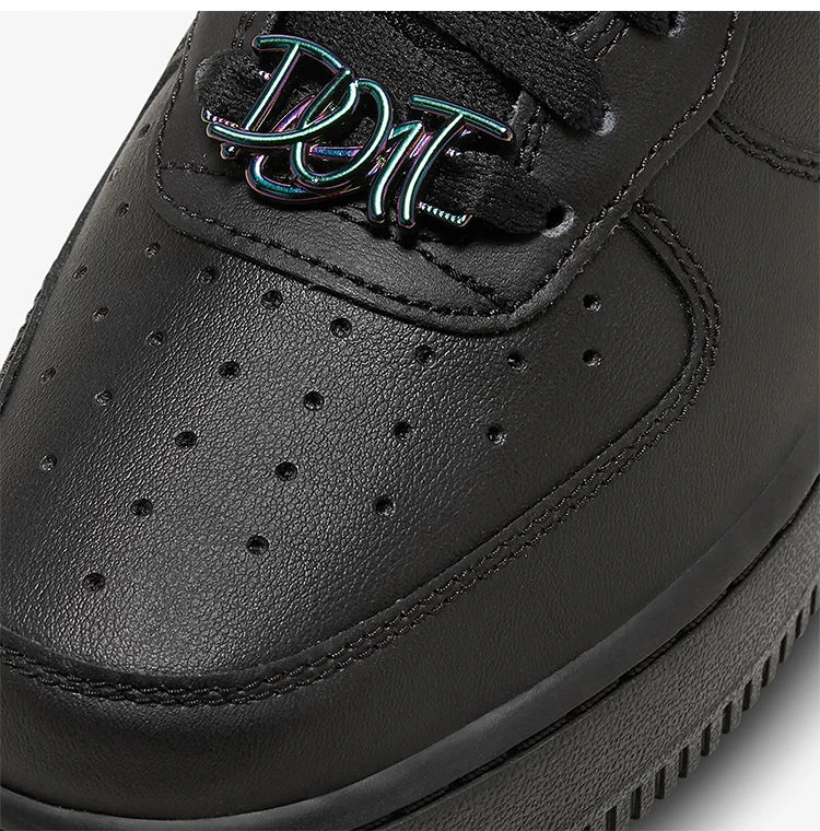 Nikein alkuperäiset Air Force 1 Low -naisten vapaa-ajan lenkkarit FB8251-001