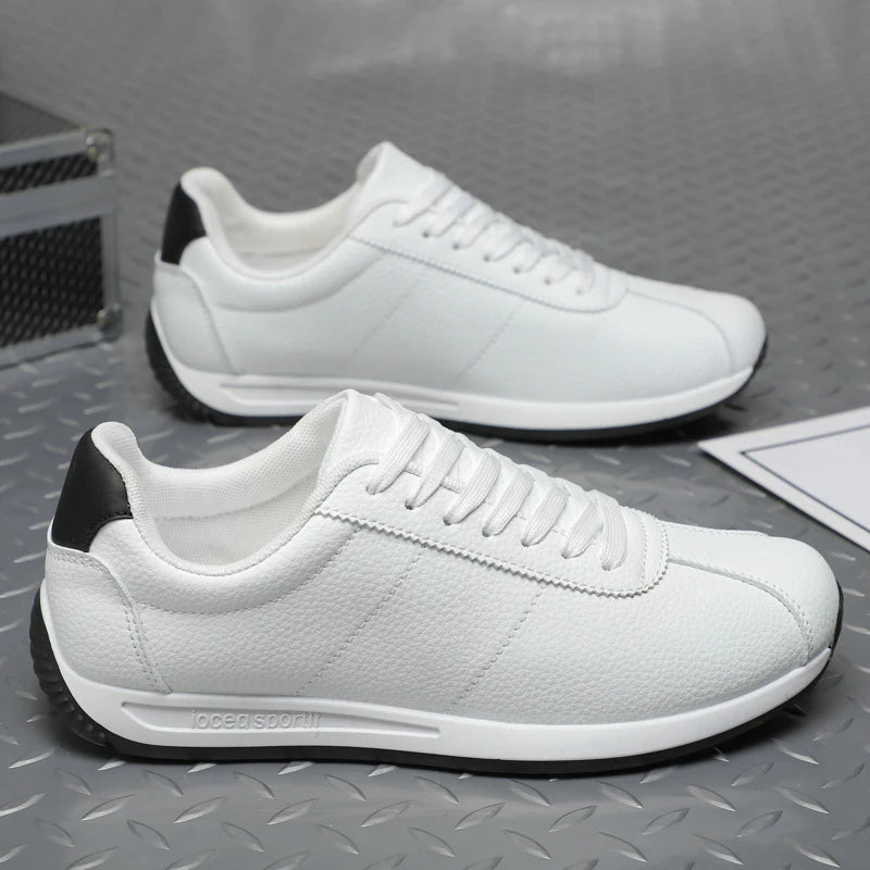 Zapatillas deportivas de cuero PU para tiempo libre, running, verano, moda, antideslizantes, montañismo, tenis, tendencia, superventas, para hombre, blancas, planas