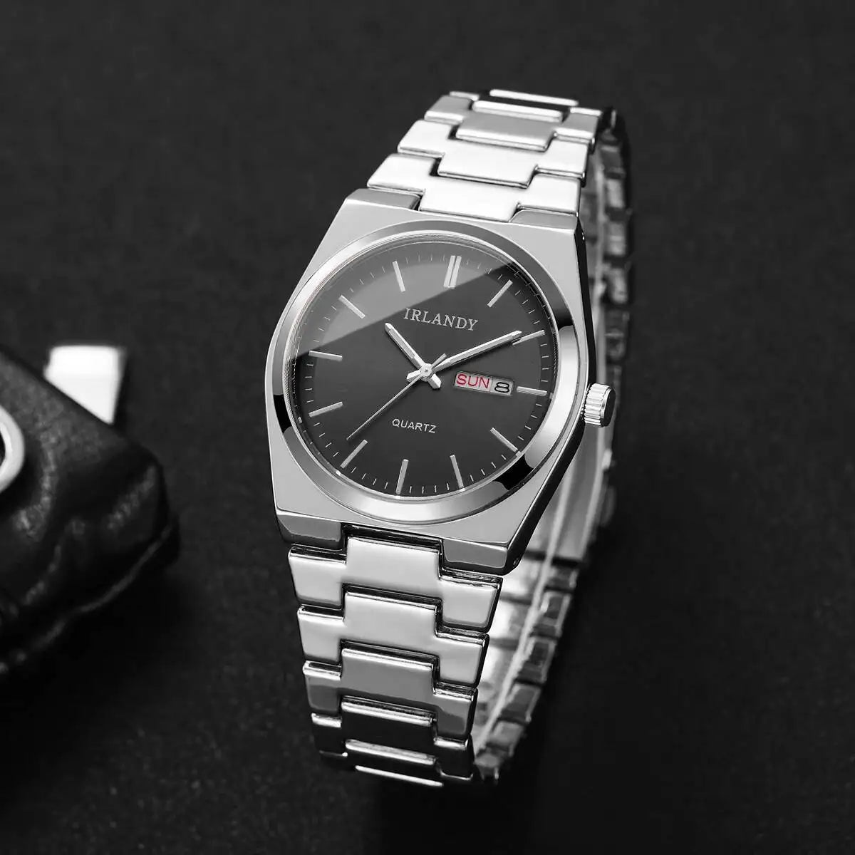 Luxury Mens Calendar Quartz Wristwatches Fashion Men Business Watches Clock Gift Reloj Hombre（Without Box）
