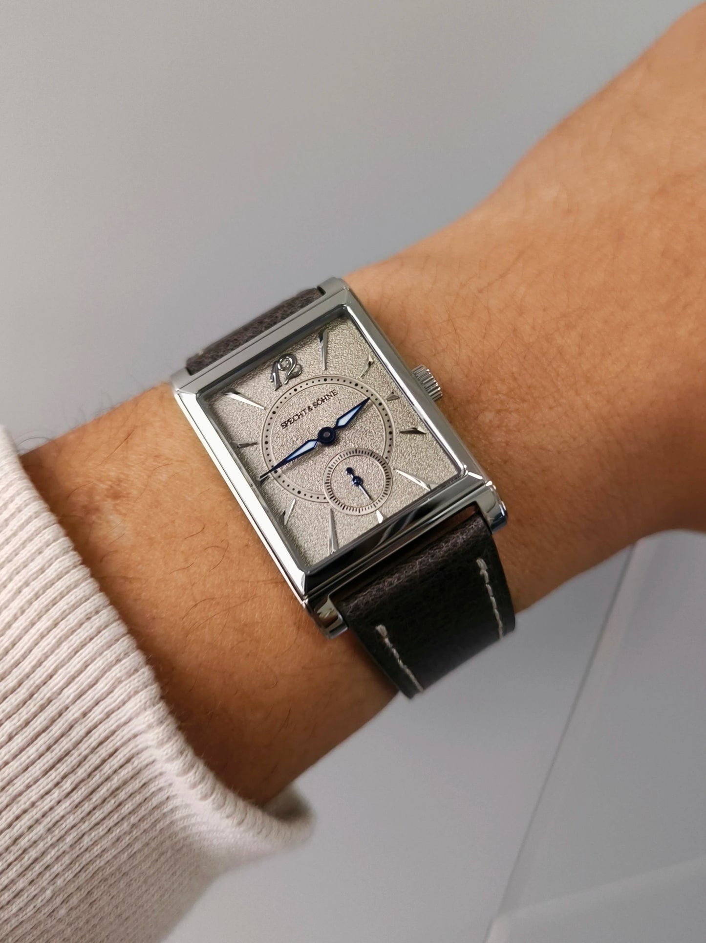 2026 Specht&Söhne Ultra Thin 7.5mm Rectangular Watch Japan Quartz Movement Small Seconds Sandblasted Dial Grey Leather Strap Watch