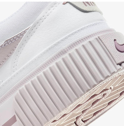 Nike, autentiche scarpe da ginnastica casual da donna con suola spessa resistente all'usura e tomaia bassa DM7590-105