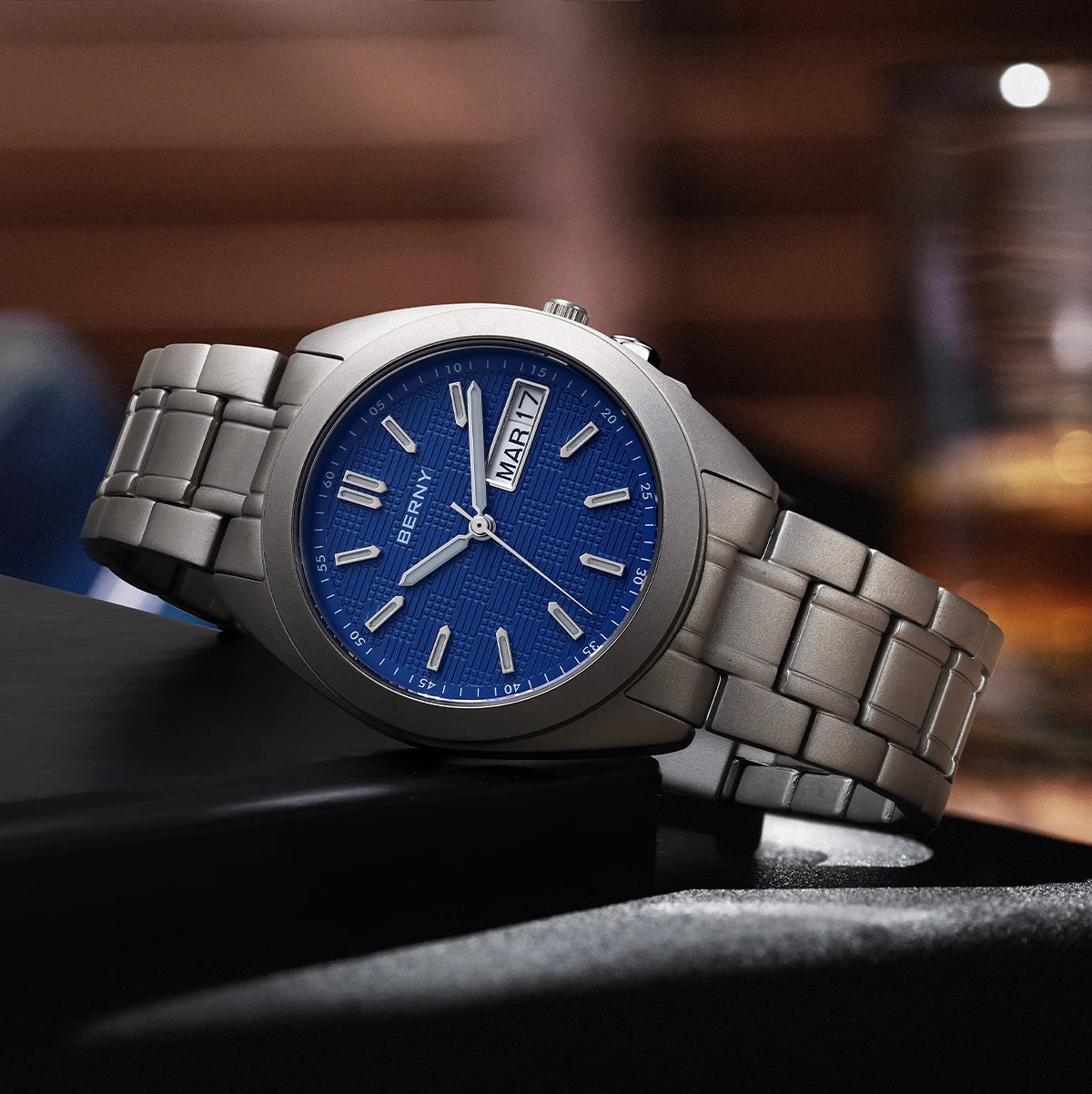 BERNY Titanium Watches for Men Date Week Calendar Sapphire Quartz Watch 38mm Super Luminous Men's Wristwatch 10ATM Lightweight