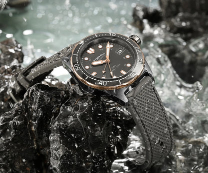 Tophill 39.5mm Automatic NH34 GMT Watch Swim 3H Date Window Mechanical C3 Green Lume 100M Waterproof Sapphire Crystal TD011G