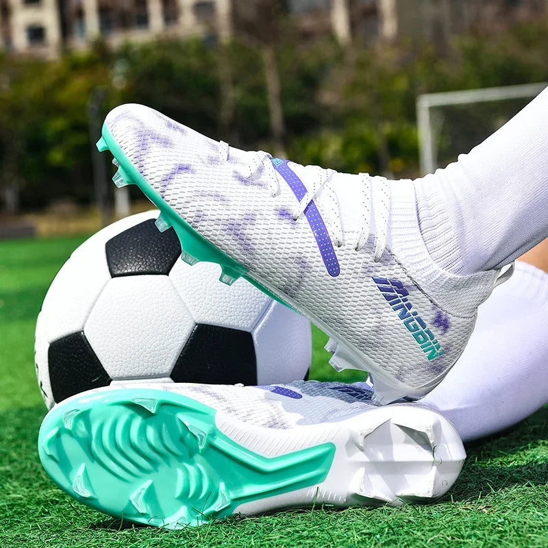 Miesten jalkapallokengät, ammattilaisjalkapallokengät, futsal-kengät, naisten ja miesten yhteiskäyttöön tarkoitetut ultrakevyet, korkealaatuiset TF/FG-lenkkarit