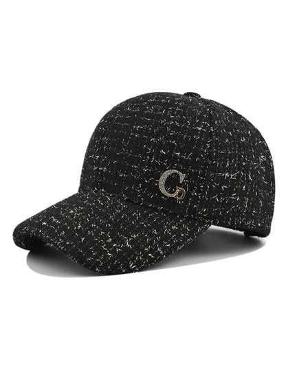 Baseballkappe mit Metall-M-Aufnäher, schwarz, elegante Herrenkappe, leichte, verstellbare Sonnenkappe für Damen