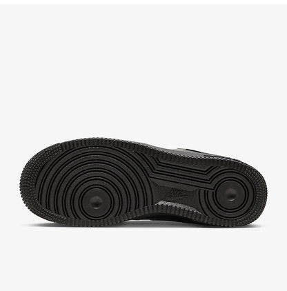 Nikein alkuperäiset Air Force 1 Low -naisten vapaa-ajan lenkkarit FB8251-001