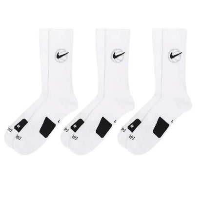 Nike EVERYDAY CREW: Stylish, comfortable, slip-resistant, and durable unisex soft basketball socks (3-pack)  DA2123-100