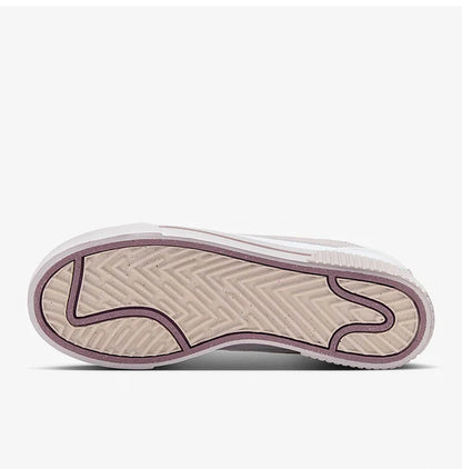 Nike, autentiche scarpe da ginnastica casual da donna con suola spessa resistente all'usura e tomaia bassa DM7590-105