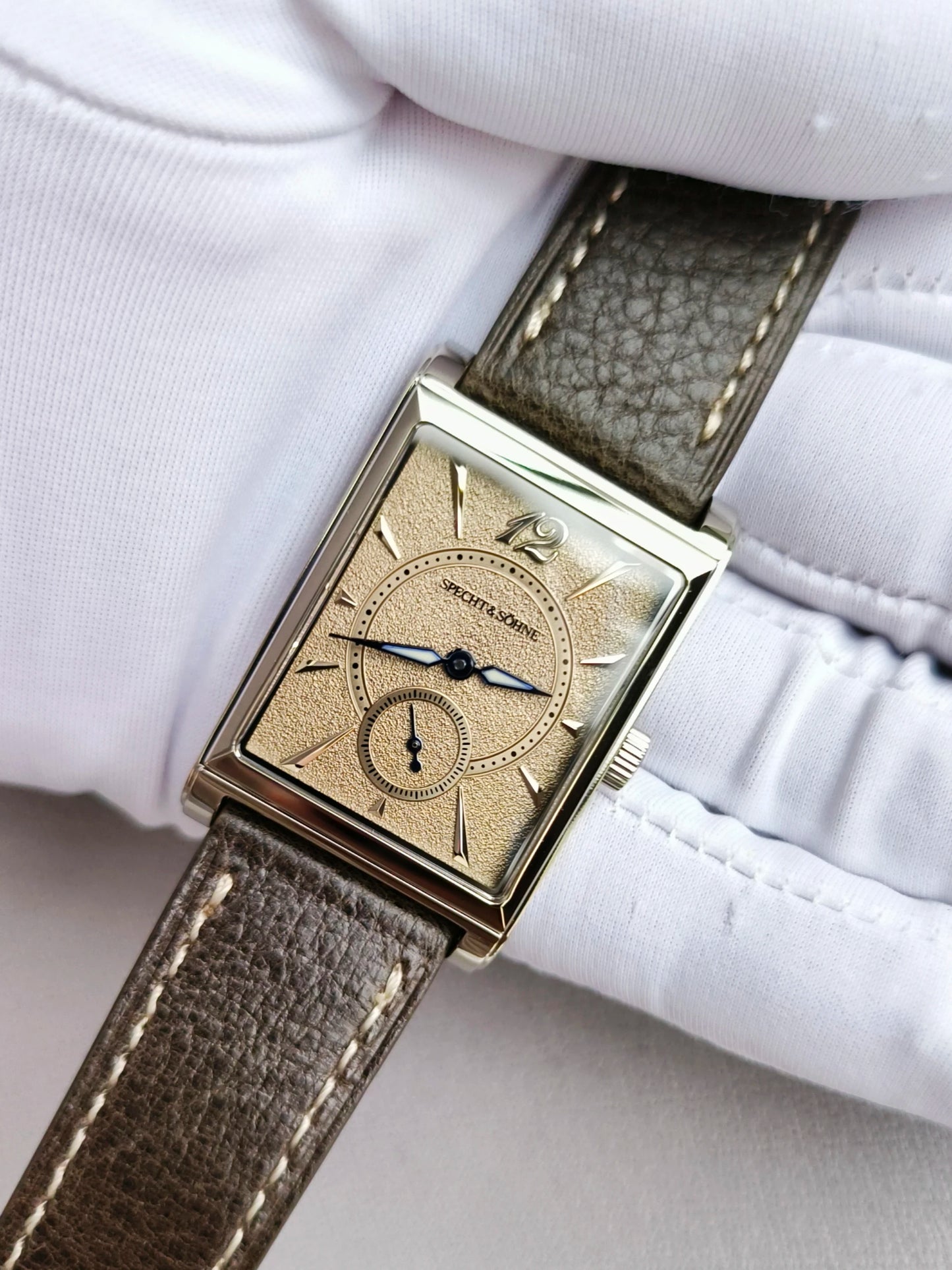 2026 Specht&Söhne Ultra Thin 7.5mm Rectangular Watch Japan Quartz Movement Small Seconds Sandblasted Dial Grey Leather Strap Watch