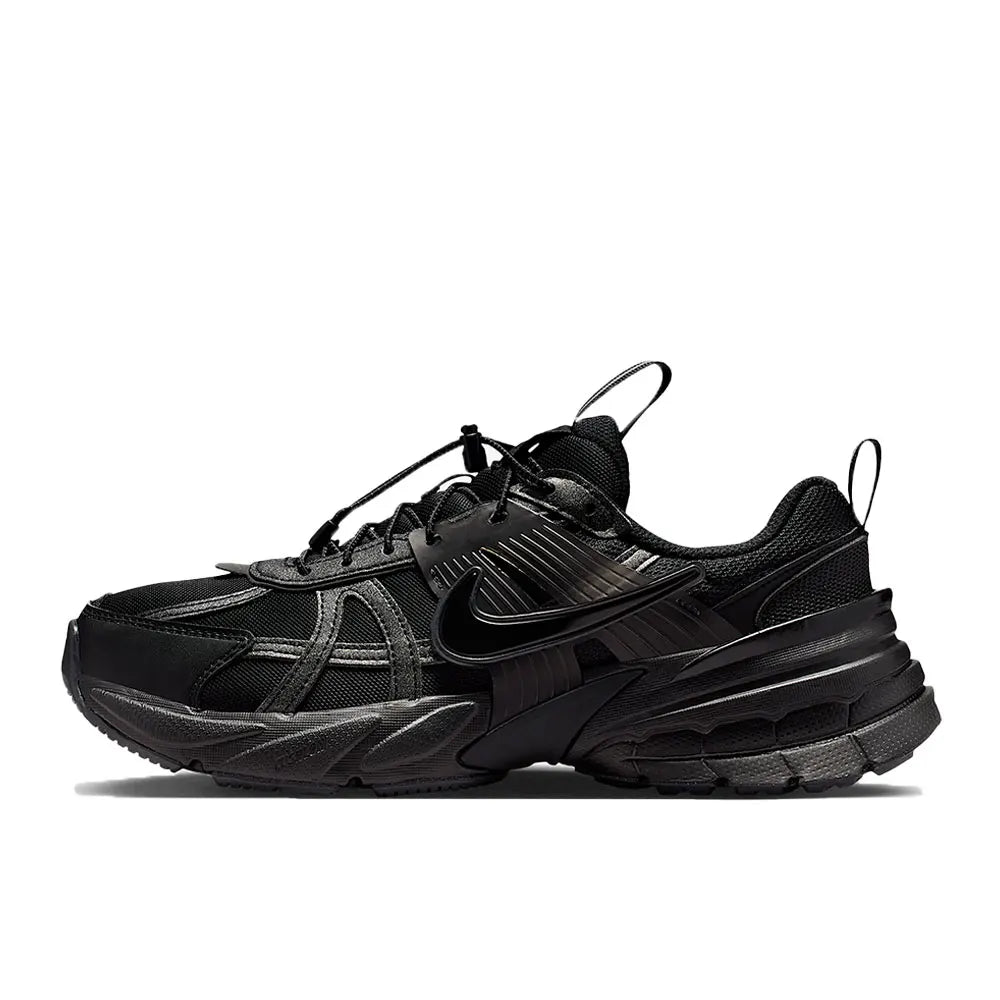 Nike V2K Run Sneakers Iconic Architecture Responsive Feel Modern Lifestyle Essential Unisex FD0736-005