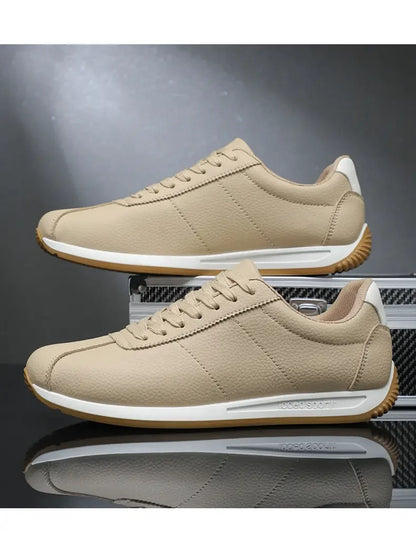 Zapatillas deportivas de cuero PU para tiempo libre, running, verano, moda, antideslizantes, montañismo, tenis, tendencia, superventas, para hombre, blancas, planas