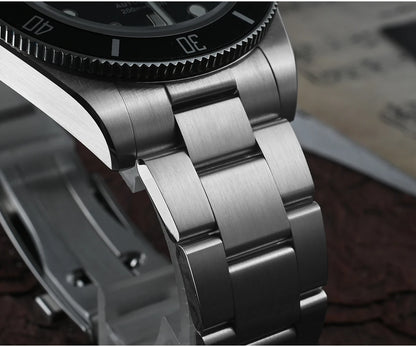 San Martin 40mm Retro Luxury Diver Watch NH35 Automatic Mechanical Watches for Men with Sapphire 200m Waterproof Luminous SN0008