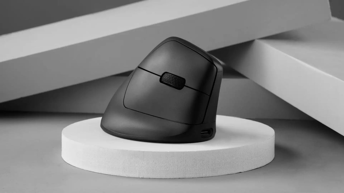 Keychron M5 безжична ергономична мишка, оптична, 8K Polling Rate, 2.4GHz и Bluetooth, Type-C, 3950 сензор