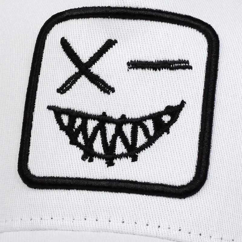 Unisex X Baseball-Netzkappen mit Stickerei eines lächelnden Gesichts und Zähnen – Sonnenhut für Frühling und Sommer, im Freien, mit Sonnenschutz, verstellbare Freizeit-Trucker-Kappen