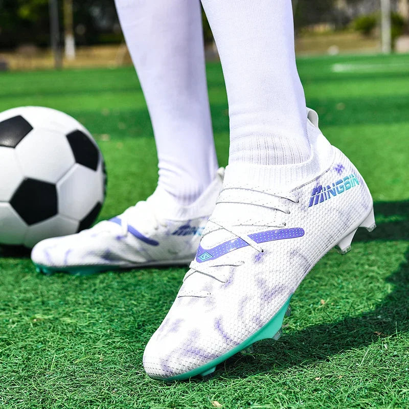 Miesten jalkapallokengät, ammattilaisjalkapallokengät, futsal-kengät, naisten ja miesten yhteiskäyttöön tarkoitetut ultrakevyet, korkealaatuiset TF/FG-lenkkarit
