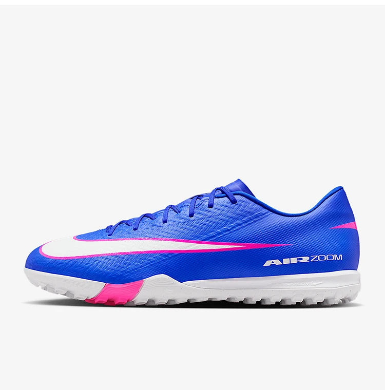 Originální pánské nízké šněrovací fotbalové boty Nike s odolným svrškem FQ8449-446