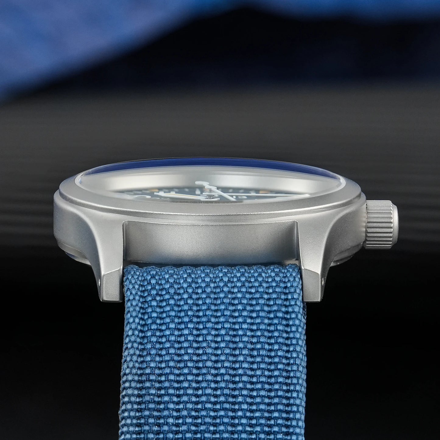 Militado ML05 38mm Military Field Watch VH31 Sweep Quartz Movement Domed Sapphire Crystal Waterproof 100M Super Luminous Watches