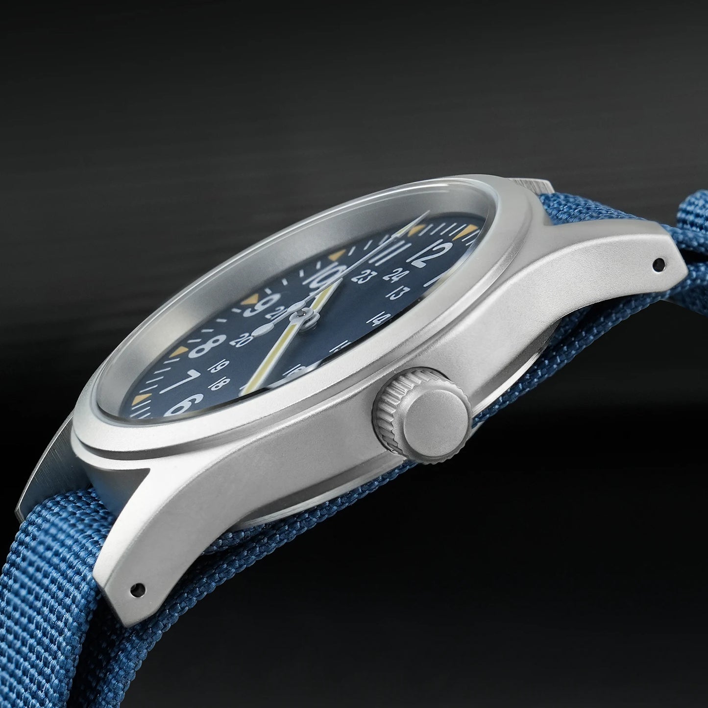 Militado ML05 38mm Military Field Watch VH31 Sweep Quartz Movement Domed Sapphire Crystal Waterproof 100M Super Luminous Watches