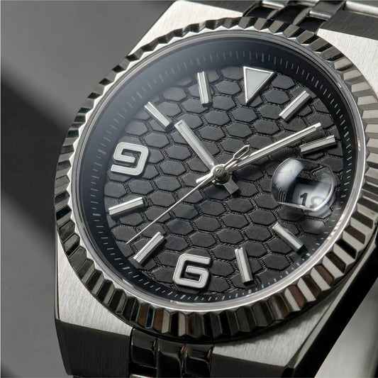 Custom Pilot Watch NH35 Automatic Mechanical Men Watch Sapphire Crystal Luminous 100M Water Resistant Cushion Case Dive Watch