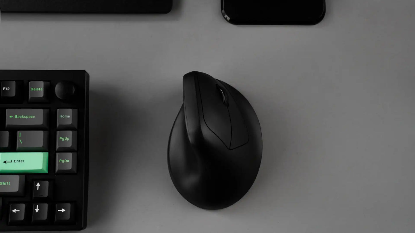 Keychron M5 безжична ергономична мишка, оптична, 8K Polling Rate, 2.4GHz и Bluetooth, Type-C, 3950 сензор