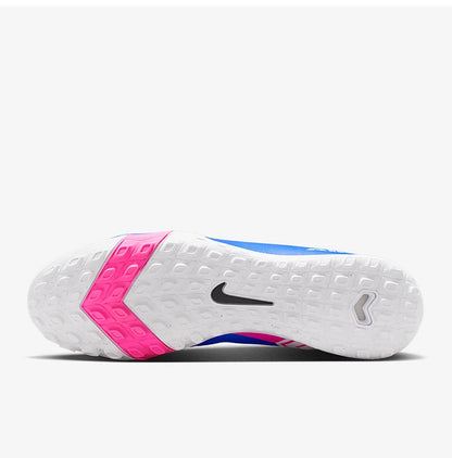 Originální pánské nízké šněrovací fotbalové boty Nike s odolným svrškem FQ8449-446