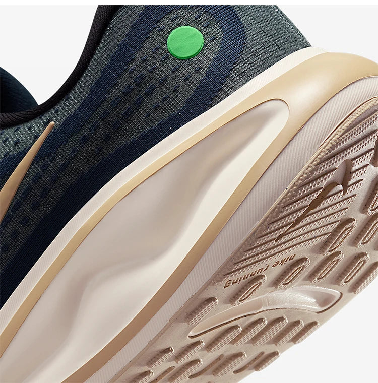 Nike Authentic JOURNEY RUN Pánské lehké prodyšné běžecké boty FN0228-403